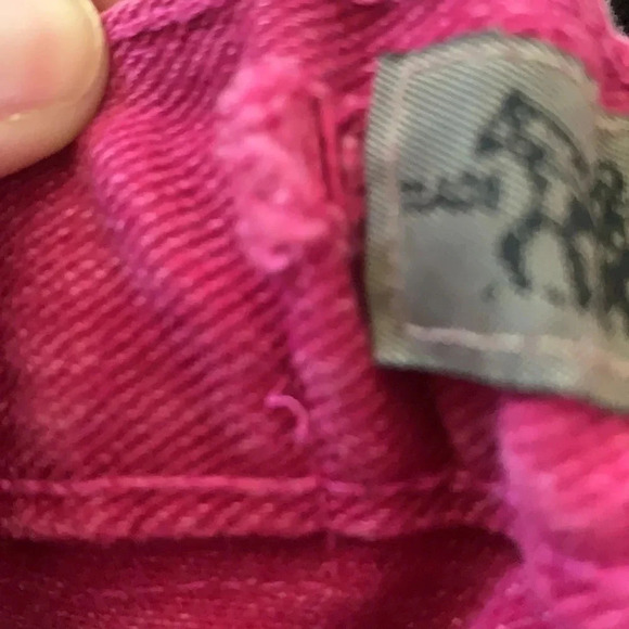 Vintage Levi's shorts 6 Barbie Core Distressed hem - Picture 8 of 9